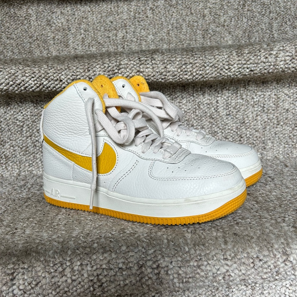 Nike Airforce 1 High Sculpt Phantom Yellow Ochre